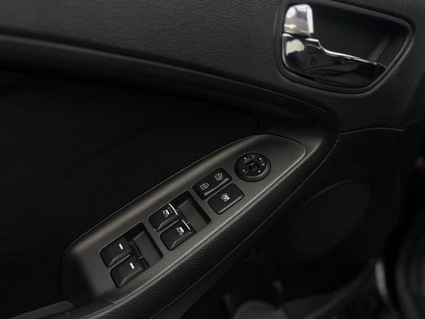 Kia Cerato III с пробегом 2013 года, цена 1 085 000 рублей, 239908 км, седан, Автокод Объявления