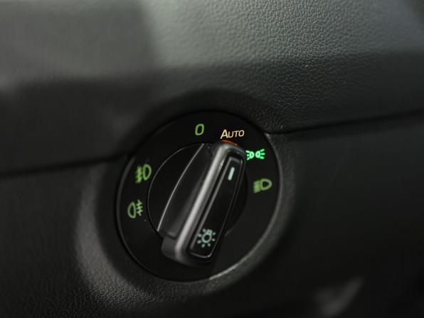 Skoda Octavia III (A7) Рестайлинг с пробегом 2019 года, цена 2 360 000 рублей, 155558 км, лифтбек, Автокод Объявления