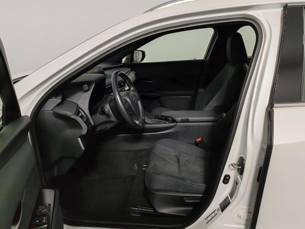Lexus UX I с пробегом 2021 года, цена 2 999 000 рублей, 50896 км, внедорожник, Автокод Объявления