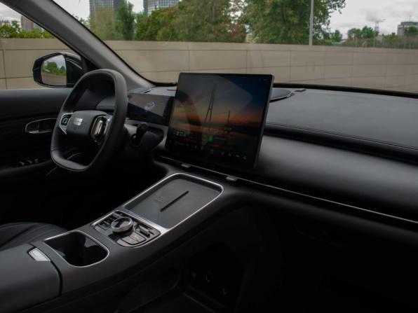 Geely EX5 Гибрид с пробегом 2025 года, цена 3 917 000 рублей, 15300 км, внедорожник, Автокод Объявления