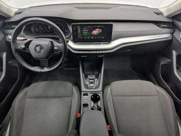 Skoda Octavia IV (A8) с пробегом 2021 года, цена 2 249 000 рублей, 98121 км, лифтбек, Автокод Объявления