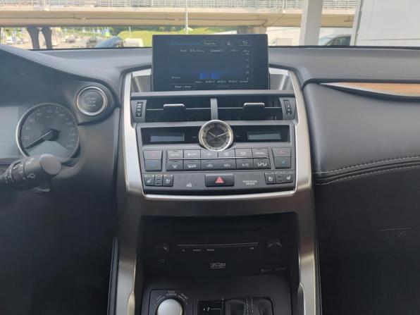 Lexus NX I с пробегом 2016 года, цена 3 100 000 рублей, 90579 км, внедорожник, Автокод Объявления
