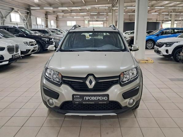 Renault Sandero II с пробегом 2015 года, цена 920 000 рублей, 77127 км, хэтчбек, Автокод Объявления