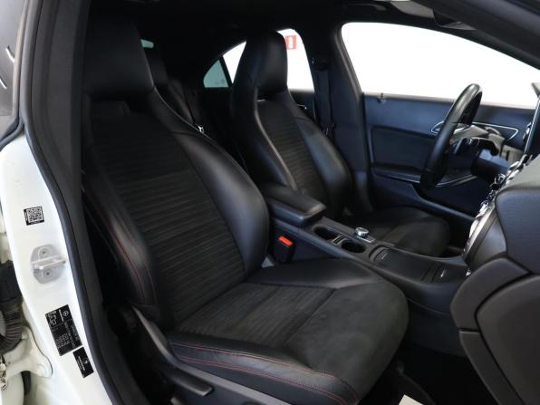 Mercedes-Benz CLA I (C117 X117) с пробегом 2014 года, цена 1 735 000 рублей, 157557 км, седан, Автокод Объявления
