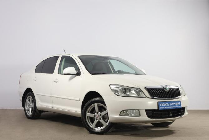 Skoda Octavia II (A5) Рестайлинг с пробегом 2013 года, цена 899 000 рублей, 2099000 км, лифтбек, Автокод Объявления