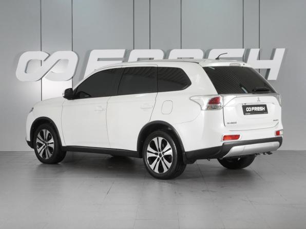 Mitsubishi Outlander III Рестайлинг с пробегом 2014 года, цена 1 299 000 рублей, 125099 км, внедорожник, Автокод Объявления