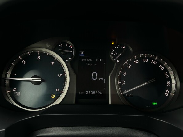 Toyota Land Cruiser Prado 150 Series Рестайлинг 2 с пробегом 2019 года, цена 4 570 000 рублей, 260000 км, внедорожник, Автокод Объявления
