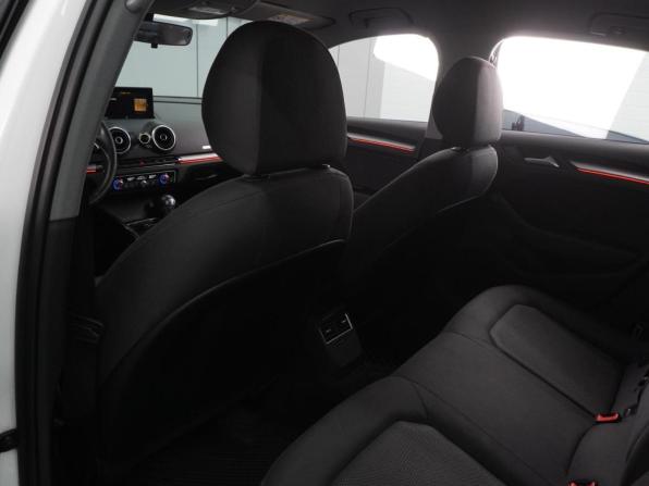 Audi A3 III (8V) Рестайлинг с пробегом 2016 года, цена 1 517 000 рублей, 179129 км, седан, Автокод Объявления