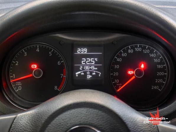 Volkswagen Polo V с пробегом 2015 года, цена 518 000 рублей, 213648 км, седан, Автокод Объявления