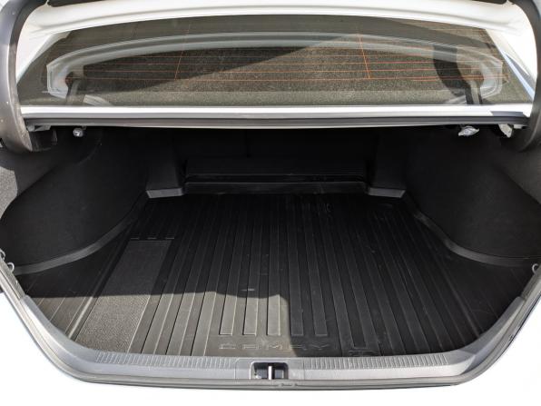 Toyota Camry VIII (XV70) Рестайлинг с пробегом 2021 года, цена 3 330 000 рублей, 88016 км, седан, Автокод Объявления