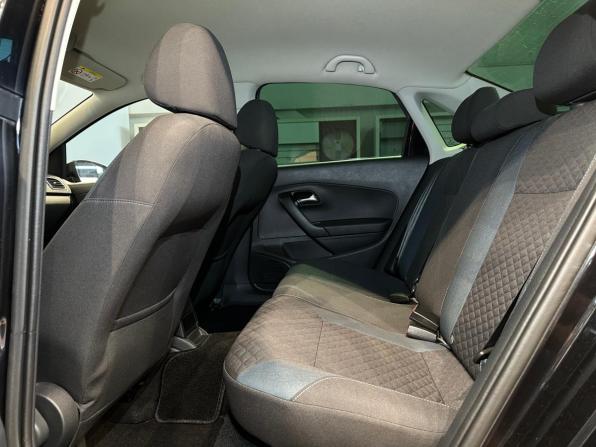 Volkswagen Polo V Рестайлинг с пробегом 2019 года, цена 1 438 000 рублей, 96000 км, седан, Автокод Объявления
