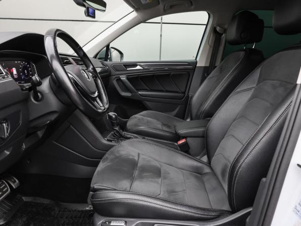 Volkswagen Tiguan II с пробегом 2019 года, цена 2 398 000 рублей, 153888 км, внедорожник, Автокод Объявления