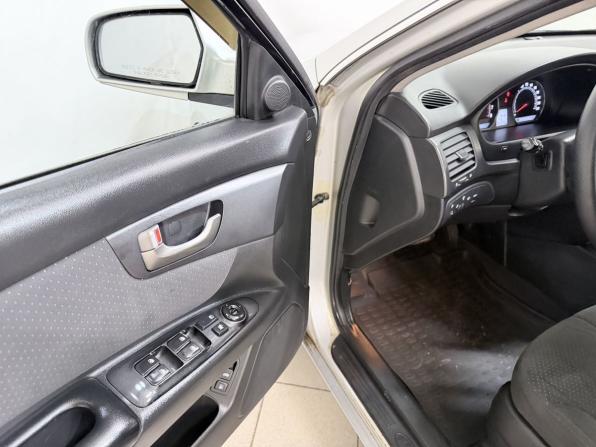 Kia Magentis II Рестайлинг с пробегом 2009 года, цена 650 000 рублей, 228126 км, седан, Автокод Объявления