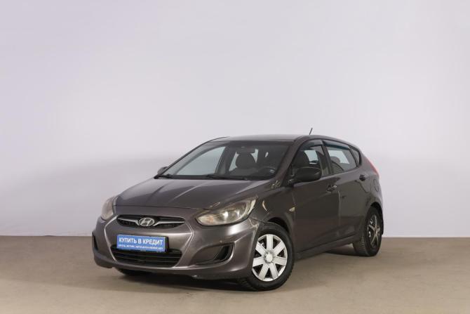 Hyundai Solaris I с пробегом 2012 года, цена 899 000 рублей, 175000 км, хэтчбек, Автокод Объявления