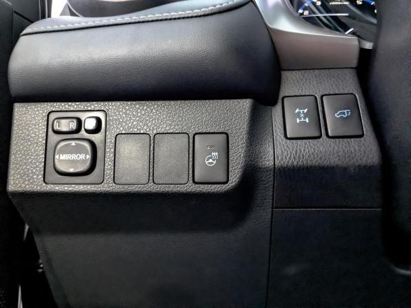 Toyota RAV4 IV (XA40) Рестайлинг с пробегом 2019 года, цена 2 740 000 рублей, 66991 км, внедорожник, Автокод Объявления
