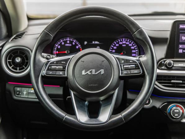 Kia Cerato IV Рестайлинг с пробегом 2021 года, цена 2 198 000 рублей, 84441 км, седан, Автокод Объявления