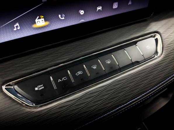Haval Jolion I с пробегом 2023 года, цена 1 670 000 рублей, 77873 км, внедорожник, Автокод Объявления