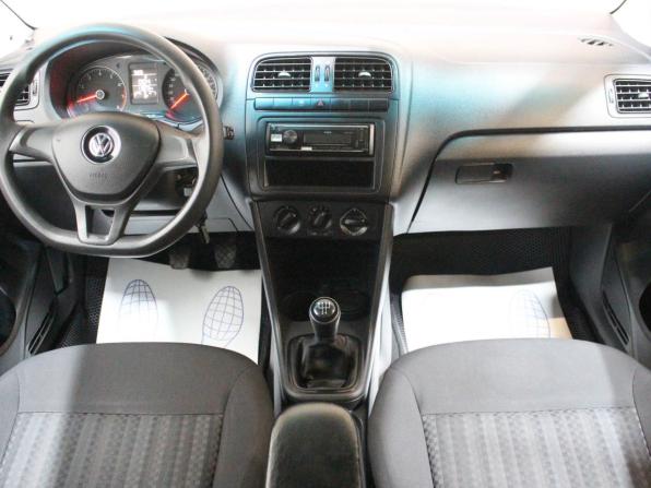 Volkswagen Polo V Рестайлинг с пробегом 2017 года, цена 956 000 рублей, 119874 км, седан, Автокод Объявления