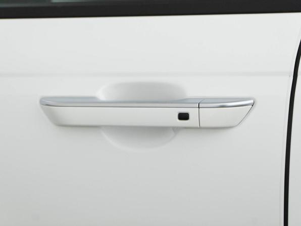 Kia Carnival IV Рестайлинг с пробегом 2025 года, цена 5 970 999 рублей, 12425 км, минивэн, Автокод Объявления