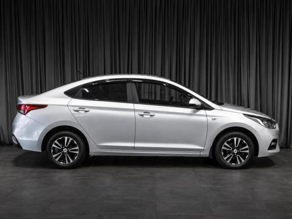 Hyundai Solaris II с пробегом 2019 года, цена 1 199 000 рублей, 157025 км, седан, Автокод Объявления