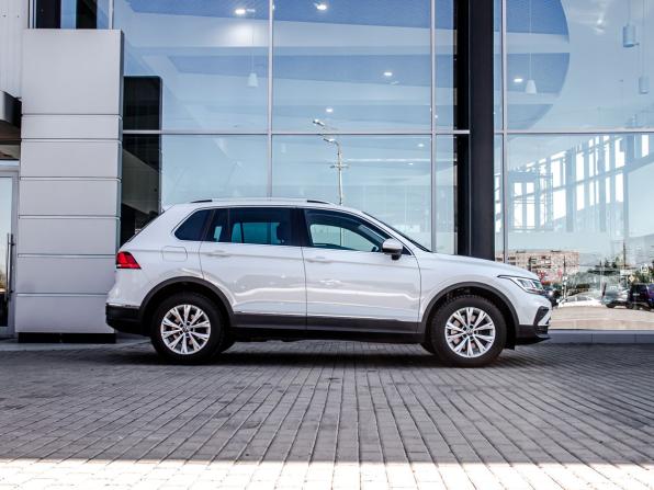 Volkswagen Tiguan II Рестайлинг с пробегом 2021 года, цена 3 450 000 рублей, 50780 км, внедорожник, Автокод Объявления