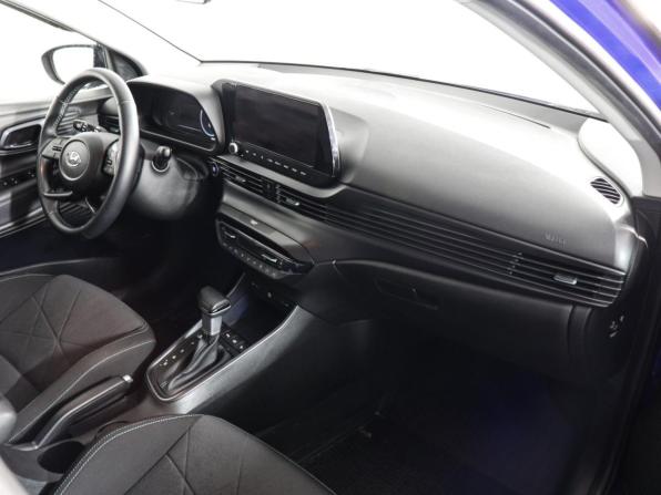 Hyundai Bayon I с пробегом 2023 года, цена 2 079 000 рублей, 40689 км, внедорожник, Автокод Объявления