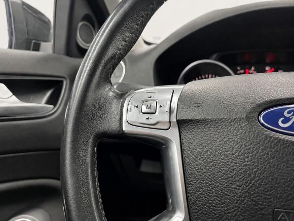 Ford Mondeo IV Рестайлинг с пробегом 2013 года, цена 939 000 рублей, 137000 км, седан, Автокод Объявления