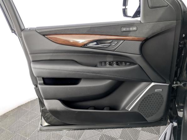Cadillac Escalade IV с пробегом 2020 года, цена 7 270 000 рублей, 24818 км, внедорожник, Автокод Объявления