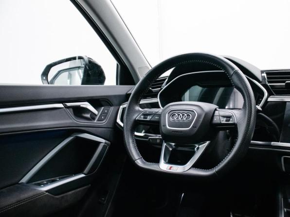 Audi Q3 II (F3) с пробегом 2021 года, цена 4 145 000 рублей, 18805 км, внедорожник, Автокод Объявления