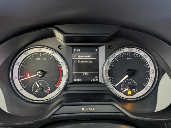 Skoda Octavia III (A7) Рестайлинг с пробегом 2019 года, цена 1 880 000 рублей, 101838 км, лифтбек, Автокод Объявления