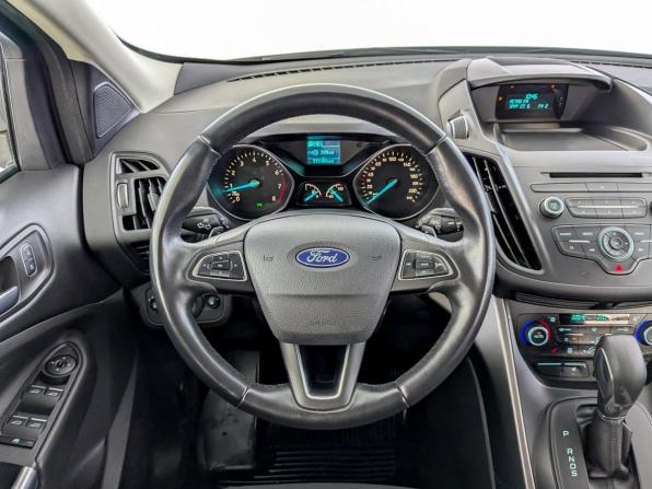 Ford Kuga II Рестайлинг с пробегом 2018 года, цена 1 745 000 рублей, 71174 км, внедорожник, Автокод Объявления