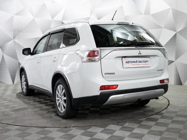 Mitsubishi Outlander III с пробегом 2014 года, цена 1 460 000 рублей, 196500 км, внедорожник, Автокод Объявления