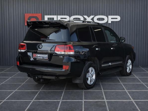Toyota Land Cruiser 200 Series Рестайлинг 1 с пробегом 2012 года, цена 3 300 000 рублей, 213531 км, внедорожник, Автокод Объявления