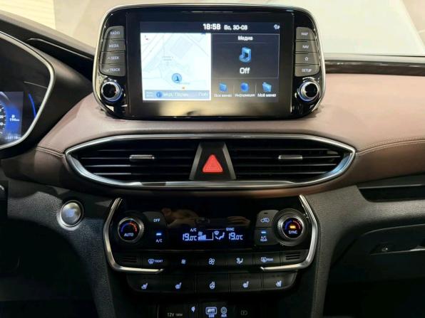 Hyundai Santa Fe IV с пробегом 2019 года, цена 3 595 000 рублей, 67950 км, внедорожник, Автокод Объявления