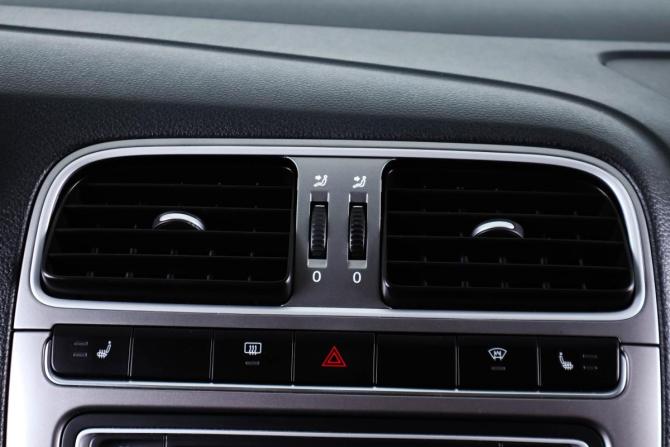 Volkswagen Polo V с пробегом 2015 года, цена 949 000 рублей, 203000 км, седан, Автокод Объявления