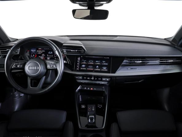Audi A3 IV (8Y) с пробегом 2021 года, цена 2 804 000 рублей, 75494 км, хэтчбек, Автокод Объявления