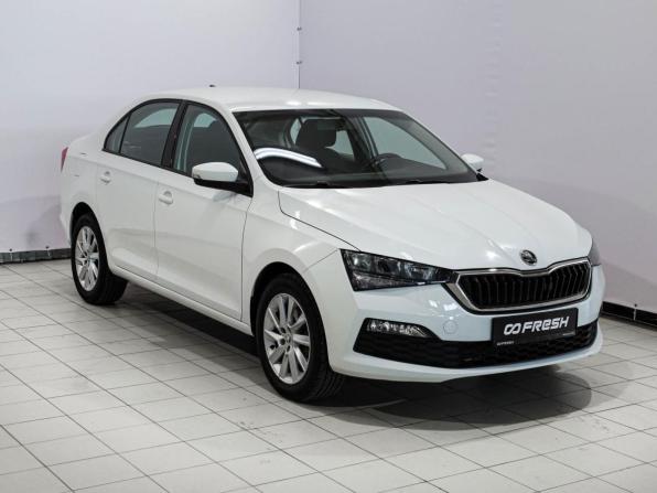 Skoda Rapid II с пробегом 2020 года, цена 1 649 500 рублей, 93421 км, лифтбек, Автокод Объявления