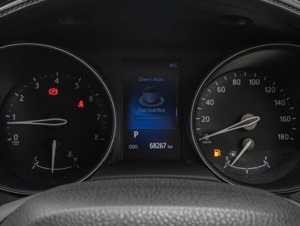 Toyota C-HR I с пробегом 2018 года, цена 1 930 000 рублей, 68267 км, внедорожник, Автокод Объявления