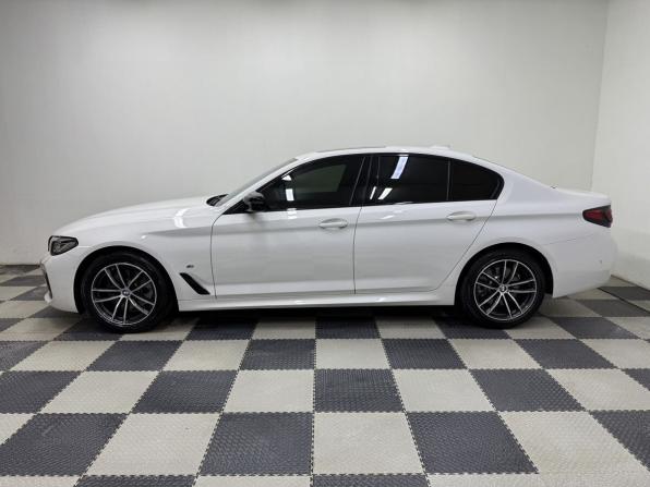 BMW 5 серии VII (G30/G31/G38) Рестайлинг с пробегом 2022 года, цена 4 660 000 рублей, 42632 км, седан, Автокод Объявления