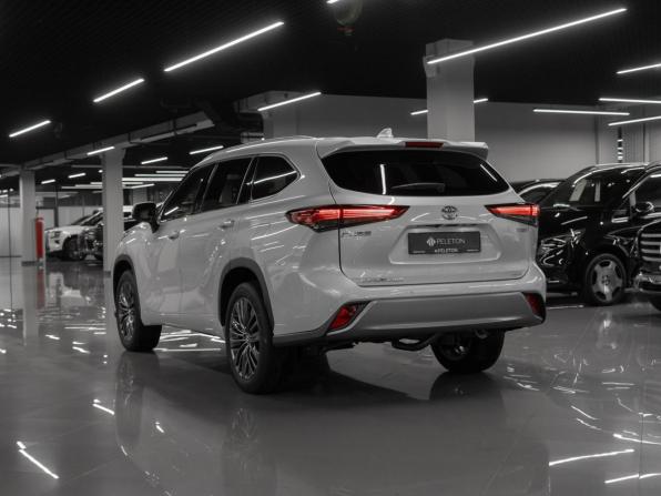 Toyota Highlander IV (XU70) с пробегом 2026 года, цена 5 440 000 рублей, 17 км, внедорожник, Автокод Объявления