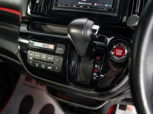 Honda N-WGN I Рестайлинг с пробегом 2017 года, цена 885 000 рублей, 105899 км, хэтчбек, Автокод Объявления