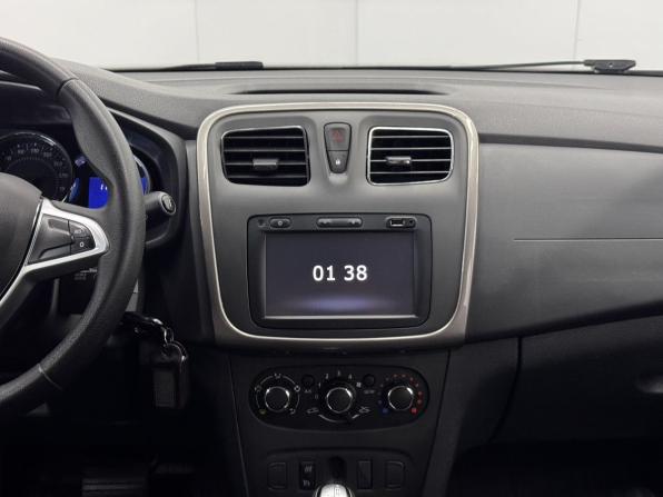 Renault Sandero II Рестайлинг с пробегом 2018 года, цена 1 220 000 рублей, 113988 км, хэтчбек, Автокод Объявления
