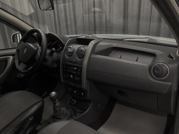 Renault Duster I Рестайлинг с пробегом 2015 года, цена 909 000 рублей, 225000 км, внедорожник, Автокод Объявления