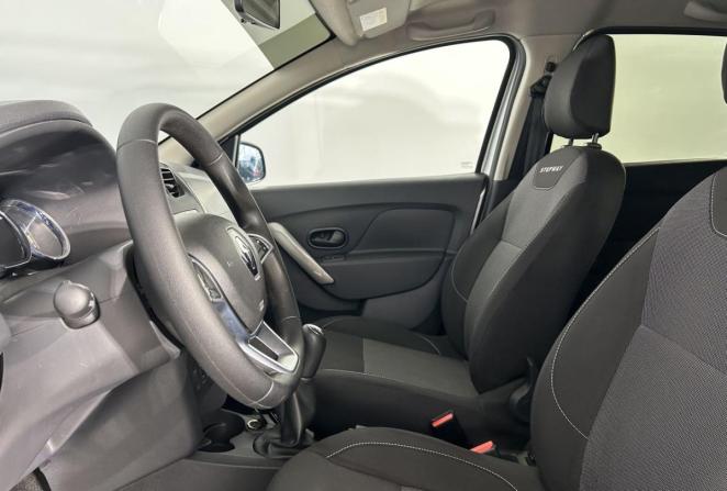Renault Sandero II Рестайлинг с пробегом 2019 года, цена 1 325 000 рублей, 44926 км, хэтчбек, Автокод Объявления