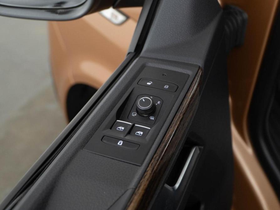 Volkswagen Multivan T6 Рестайлинг Москва  - изображение 18