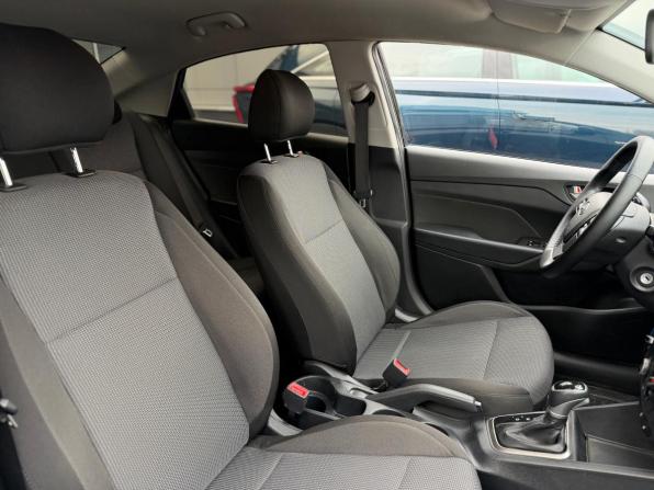 Hyundai Solaris II Рестайлинг с пробегом 2021 года, цена 1 385 000 рублей, 154046 км, седан, Автокод Объявления