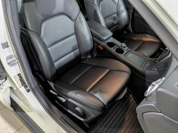 Mercedes-Benz GLA I (X156) с пробегом 2017 года, цена 1 700 000 рублей, 269218 км, внедорожник, Автокод Объявления