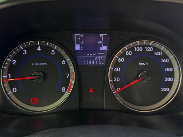 Hyundai Solaris I Рестайлинг с пробегом 2015 года, цена 719 000 рублей, 173311 км, седан, Автокод Объявления
