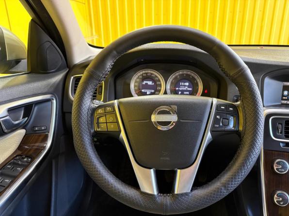 Volvo S60 II с пробегом 2011 года, цена 550 000 рублей, 288000 км, седан, Автокод Объявления