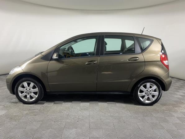Mercedes-Benz A-Класс II (W169) Рестайлинг с пробегом 2011 года, цена 580 000 рублей, 216145 км, хэтчбек, Автокод Объявления